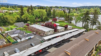 Historic Milwaukie Condo property sit on the Willamette River - photo 30