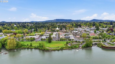 Historic Milwaukie Condo property sit on the Willamette River - photo 31