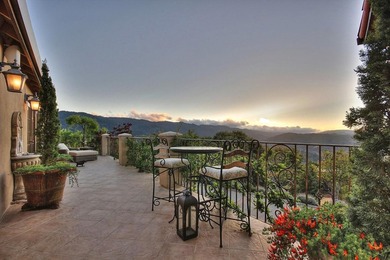 Sits on a picturesque 5.07 acres in Saratoga Hills with - photo 32