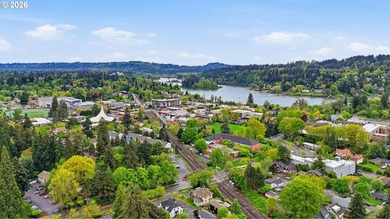 Historic Milwaukie Condo property sit on the Willamette River - photo 35
