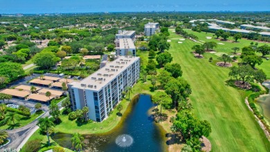 Lake Condo For Sale in Boca Raton, Florida