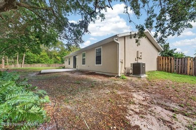Welcome home to this charming 3-bedroom, 2-bath residence with a - photo 31