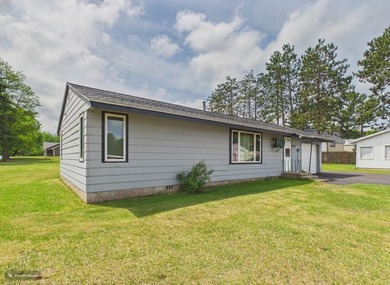 Kapes Lake Home For Sale in Siren Wisconsin