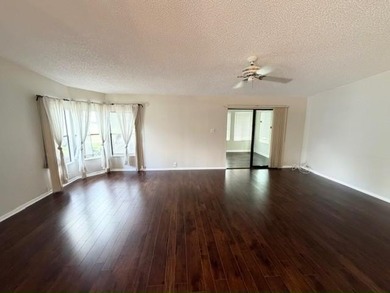 This charming 2-bed, 2-bath home offers low-maintenance living - photo 3