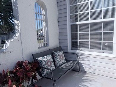 Beautifully updated 4-bedroom townhouse offering space, comfort - photo 3