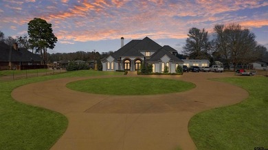 Stunning 5,776 sq.ft. lake-front home on beautifully landscaped - photo 47
