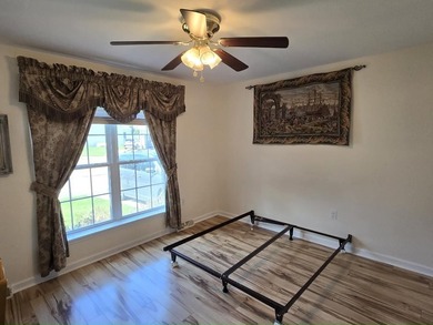 Retire in style - Foxwood Village is a beautiful gated community - photo 8