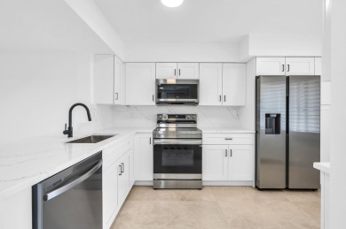 Lake Condo For Sale in Delray Beach, Florida