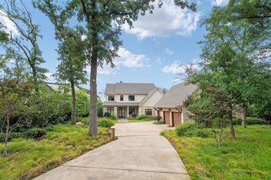 Experience the ultimate in lakeside living in this stunning - photo 12