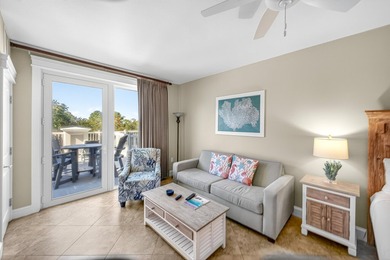 Discover this charming 3rd-floor studio in the heart of the - photo 7