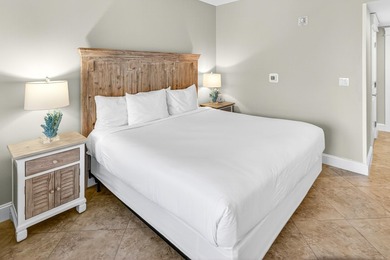 Discover this charming 3rd-floor studio in the heart of the - photo 9