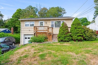 Lake Hopatcong Home Sale Pending in Mount Arlington New Jersey