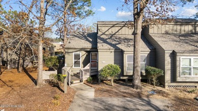 (private lake, pond, creek) Condo For Sale in New Bern North Carolina