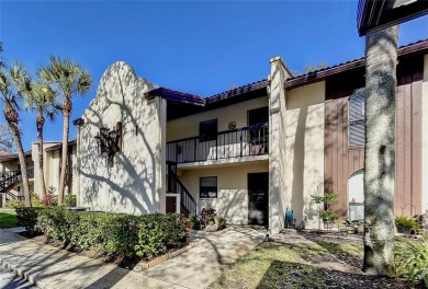Lake Condo For Sale in Palm Harbor, Florida