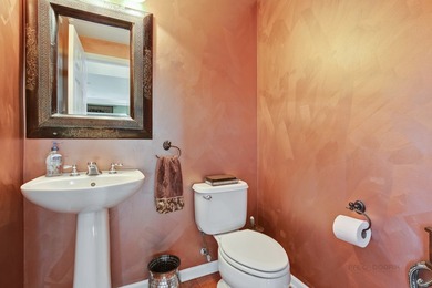 Stunning Home in Hawthorn Woods Country Club. Hardwood Floors - photo 6