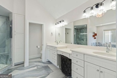 Fully Renovated Lake Home in Gated Community with Resort-Style - photo 26