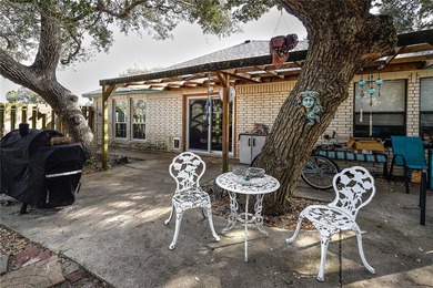 Check out the VIRTUAL WALK-THROUGH. This well-maintained - photo 30