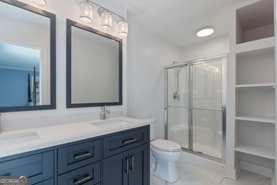 Fully Renovated Lake Home in Gated Community with Resort-Style - photo 32