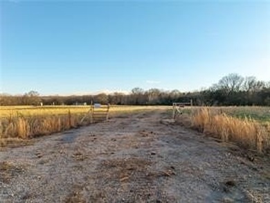 34.73 Acres in the Award-Winning Greenwood School District A - photo 38