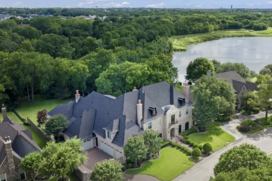 Privately positioned on an oversized lot within the prestigious - photo 3