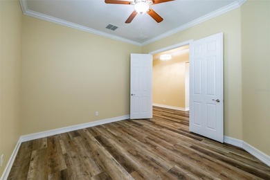 Under contract-accepting backup offers. POOL HOME in Valencia - photo 11