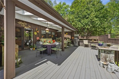 Welcome to 2 Andrews Way, a beautifully maintained retreat - photo 7