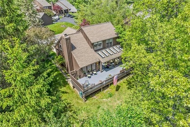 Welcome to 2 Andrews Way, a beautifully maintained retreat - photo 8
