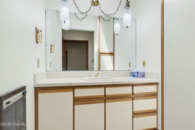 Experience coastal-style living in this expansive 4,000+ sq. ft - photo 47