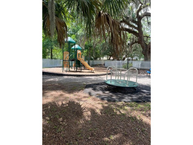 GREAT INVESTMENT PROPERTY, WITH RENTER IN PLACE WHO WILL STAY OR - photo 14