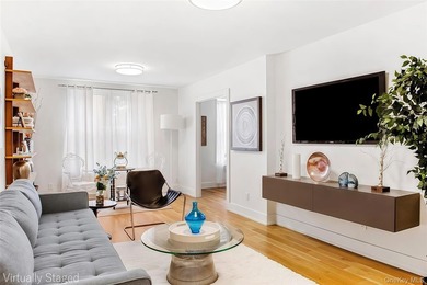 It is located in the Heart of Flushing Downtown Location, this - photo 7