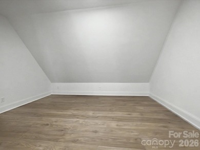 **Seller is offering a Buyers choice credit for $15,000** - photo 29