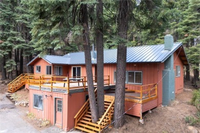 Lake Home For Sale in Lake Almanor, California