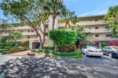 Lake Condo For Sale in Delray Beach, Florida