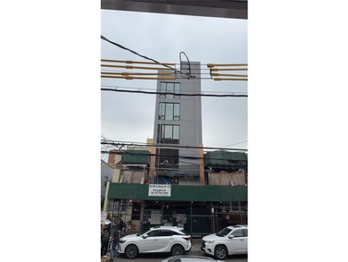 The building is newly renovated with R6 Zoning. Ideal for use as - photo 2
