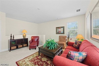 Welcome to this beautifully upgraded 4 bedroom + den, 3 bath - photo 23