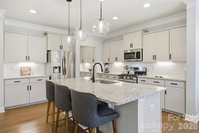 Welcome home to this beautifully upgraded 4-bedroom, 3-bathroom - photo 10