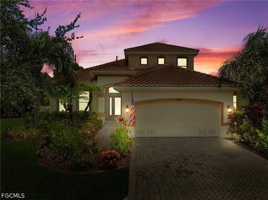 Welcome to this beautifully upgraded 4 bedroom + den, 3 bath - photo 38