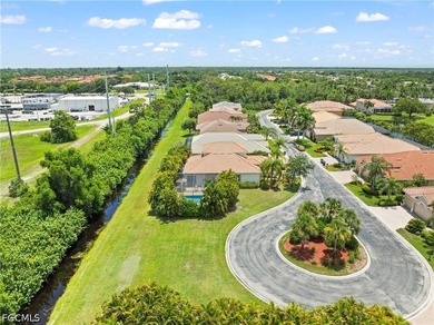 Welcome to this beautifully upgraded 4 bedroom + den, 3 bath - photo 44