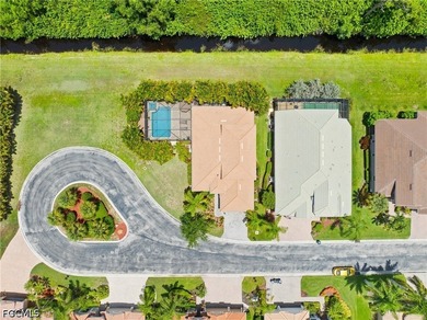Welcome to this beautifully upgraded 4 bedroom + den, 3 bath - photo 46