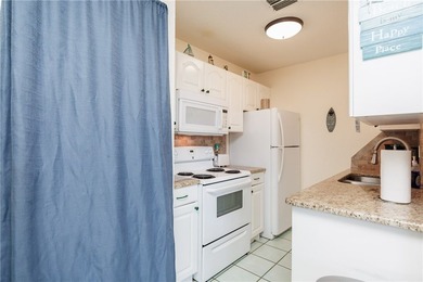 Stunning Waterview Island Condo! Situated in the popular Mystic - photo 11