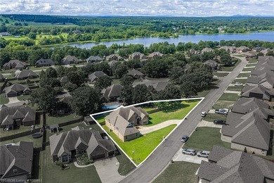 Welcome to your beautiful home in the desirable Cove at Ashebury - photo 3