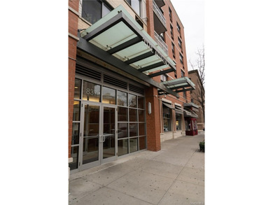 Modern 2BR, 2BA Condo with master bedroom with en suite, located - photo 18