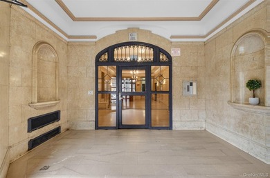 Beautiful 3-bedroom pre-war condominium available on historic - photo 3