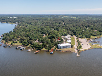 Secluded Lakefront Living on Lake Palestine! - photo 3