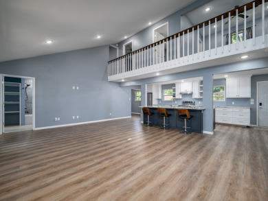 Secluded Lakefront Living on Lake Palestine! - photo 6