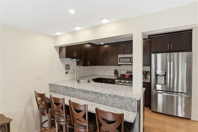 Welcome to 39 Menlo Place! Nestled at the end of a quiet - photo 10