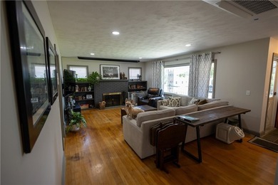 Welcome to this tastefully remodeled ranch offering a - photo 11