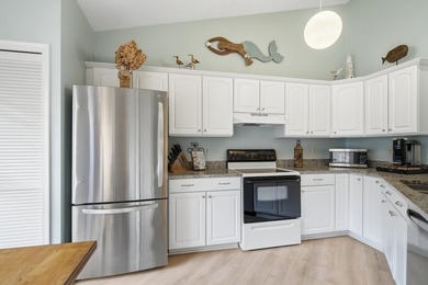 Rare, 2nd-floor 2BR/2BA penthouse-style condo in gated 55+ - photo 12