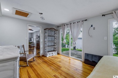 Fully furnished and recently remodeled, spending time at the - photo 14