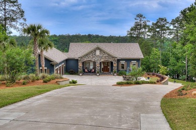 One-of-a-Kind Lakefront Luxury: Custom Home by K.A. Newsome & - photo 5